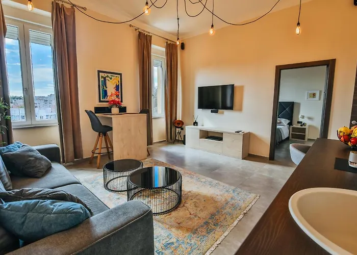 Harbour Deluxe * 扎达尔