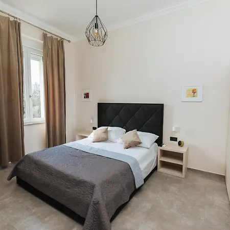 Harbour Deluxe Zadar