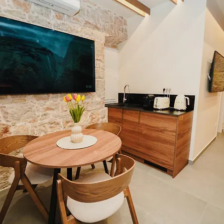 Harbour Deluxe * Zara